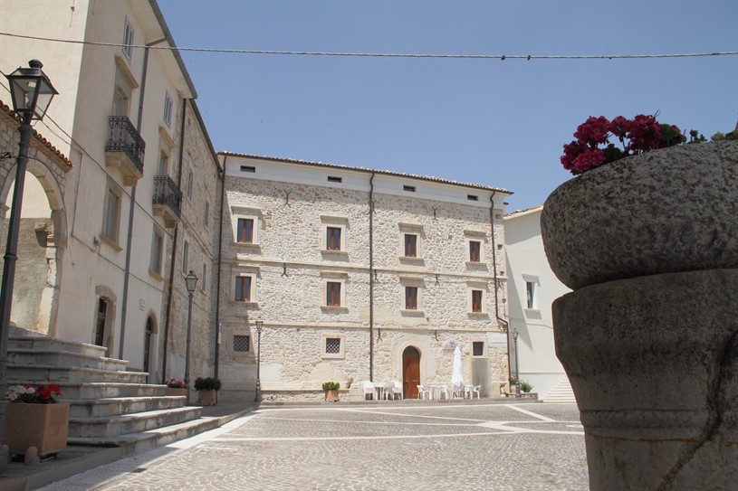 Palazzo Barbolani Colledimacine